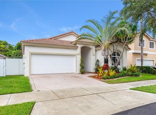 5323 NW 111th Ct, Doral, FL 33178