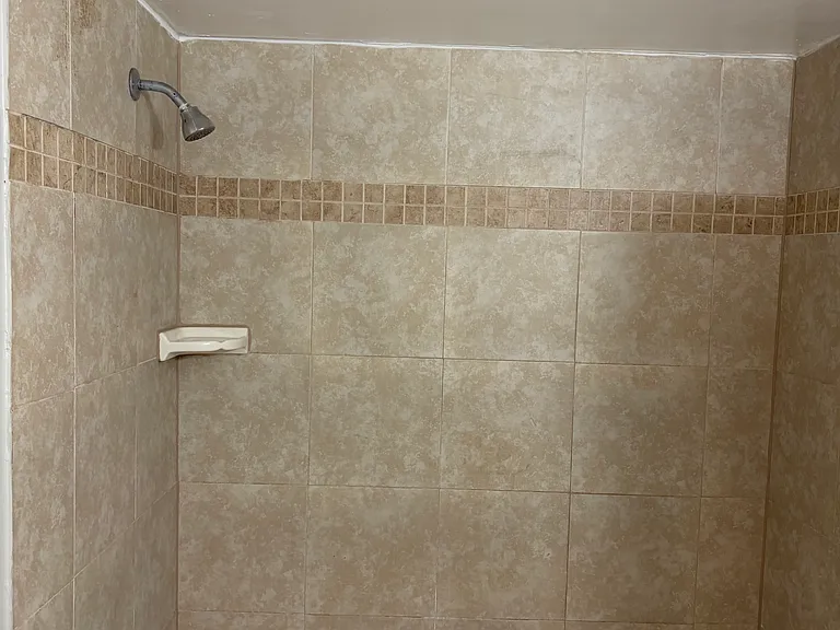960 Lake Destiny D Rd #B — Photo 15
