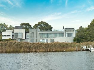 108 Seatuck Ave, Eastport, NY 11941