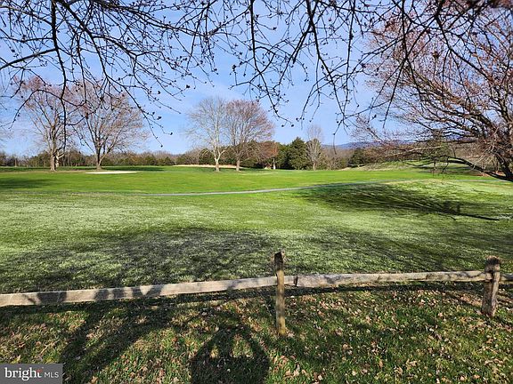 5th image of 400 Beall Ave