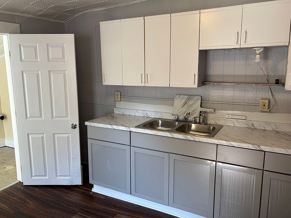 1st image of 26 New St