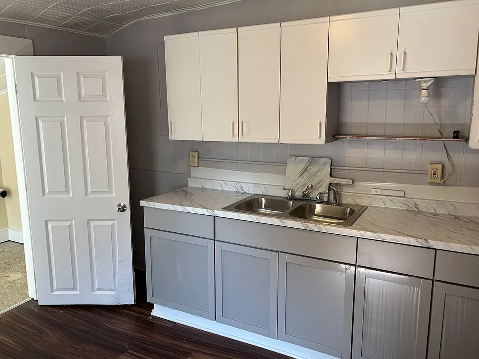 26 New St