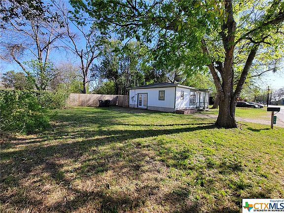 3rd image of 116 Linda Dr
