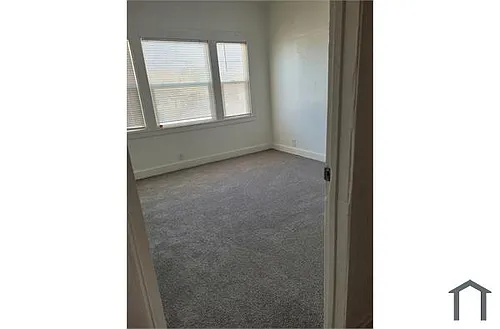 9515 Cherry St Photo 1