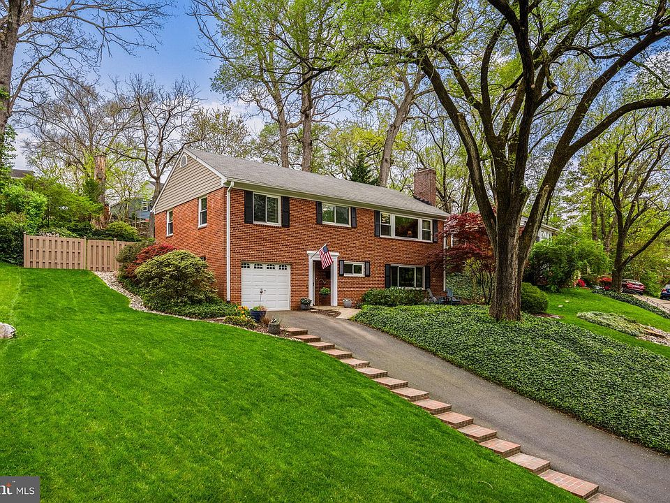 1st image of 7017 Bradley Cir