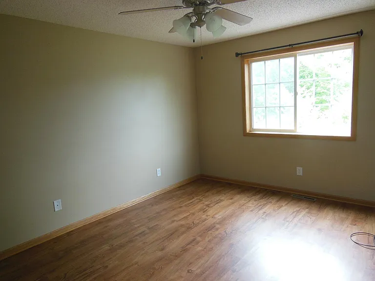17346 Lilac Ln SE — Photo 10