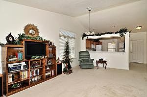 5th image of 4394 S Sherwood Dr