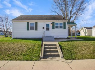 1703 W 6th St, Mishawaka, IN 46544