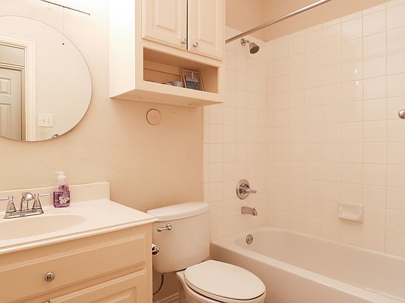 4th image of 4105 Marbella Dr