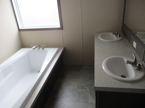 5th image of 289 Silver Peak Dr #381