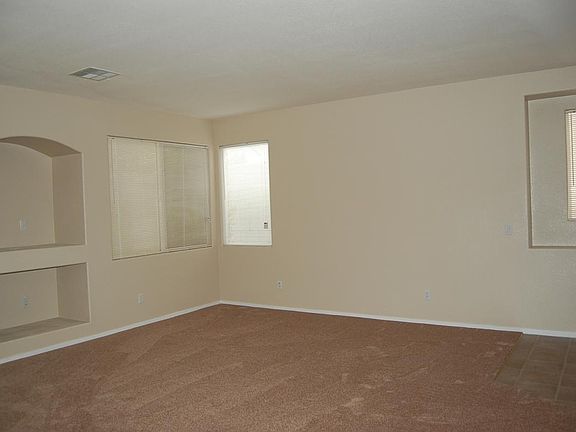 4th image of 7617 Eminence Ct