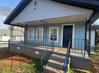 13 Calvert St, Greenville, SC 29611