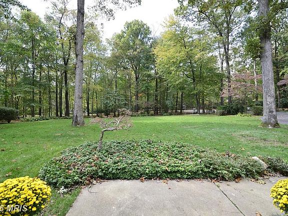 3rd image of 501 Chesapeake Dr