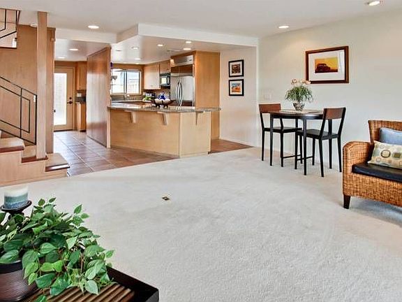 Living Rm/Dining Rm/Kit.