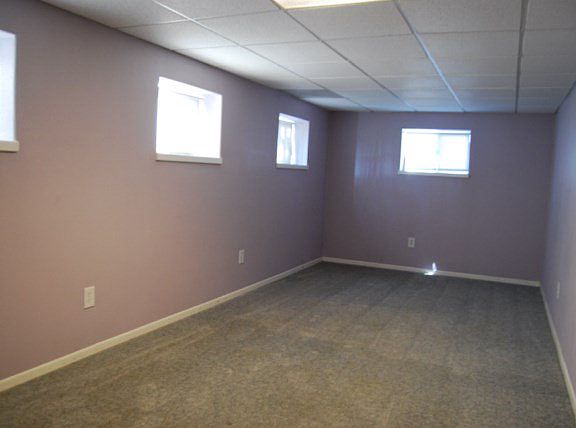 5th image of 391 W 14th St