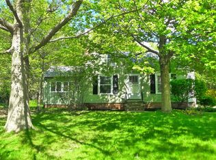 1963 Chelford Rd, Richmond Heights, OH 44143