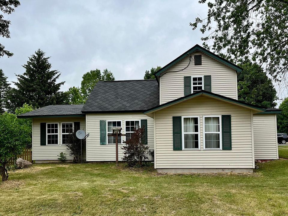 324 W South St, Athens, MI 49011 MLS 23020914 Zillow