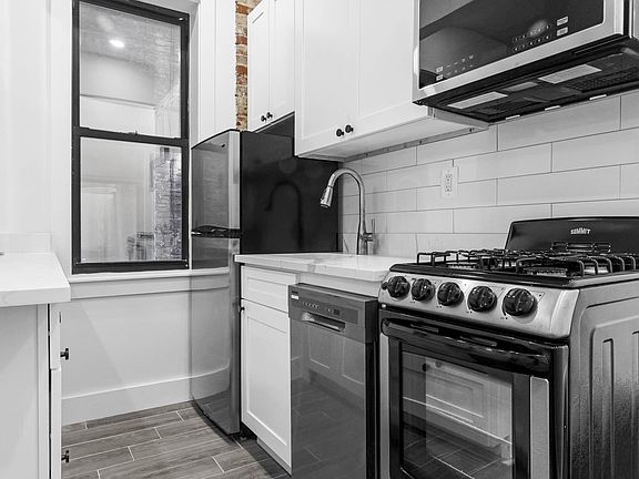 2nd image of 147 E 30th St #3C