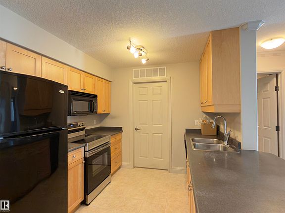 5th image of 13111 140th Ave NW #428