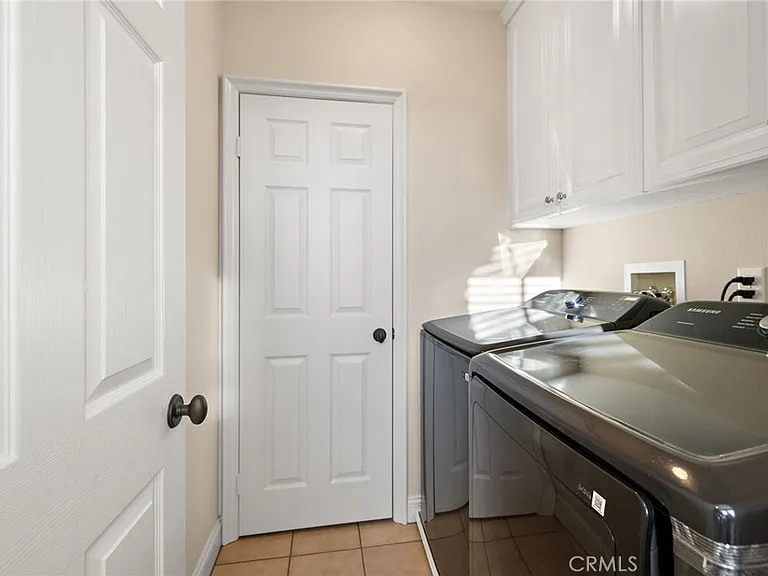 110 Sidney Bay Dr — Photo 13