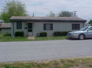 706 N 7th St, Canton, MO 63435
