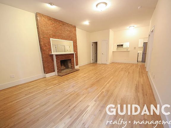 3rd image of 310 W 73rd St APT 3a