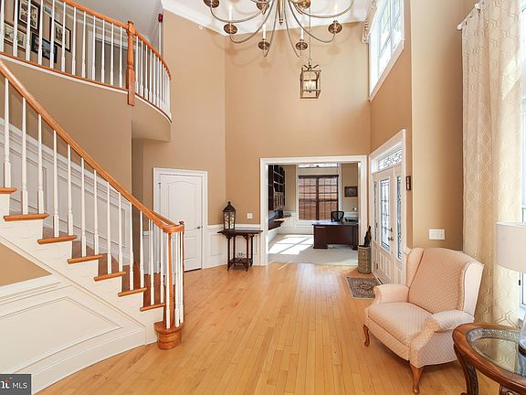 5th image of 17 Brown Ln