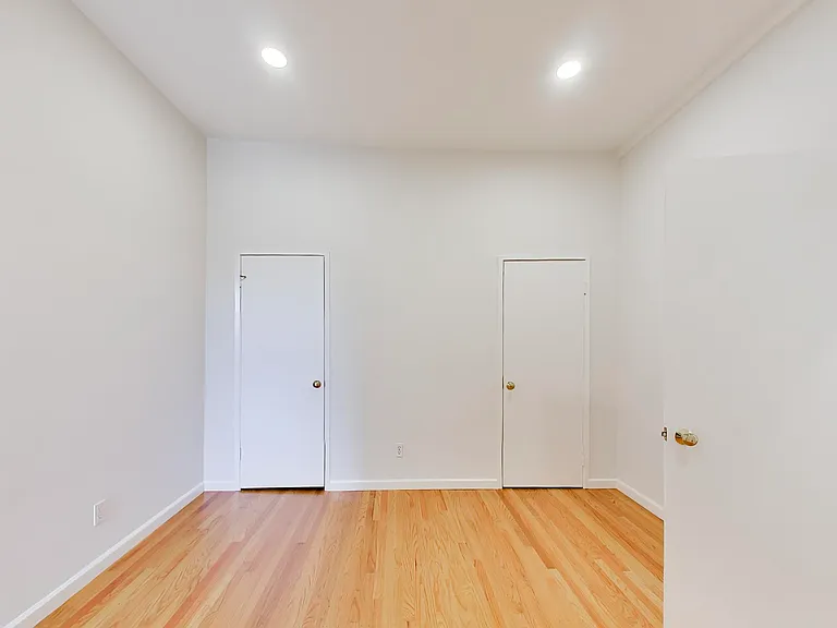 3740 22nd St — Photo 7
