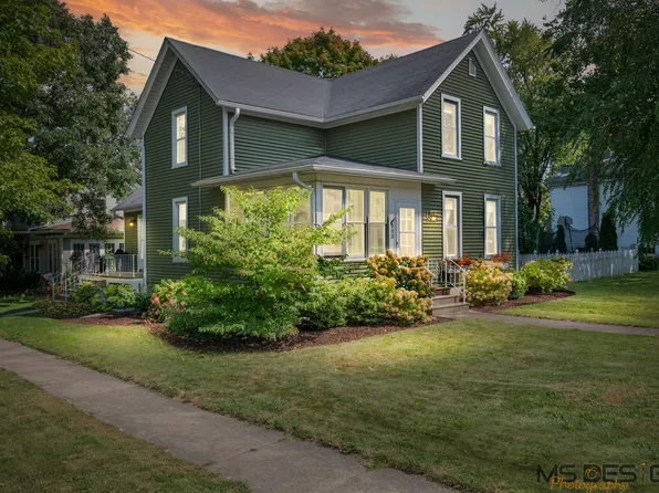 303 E Elm St, Sycamore, IL 60178