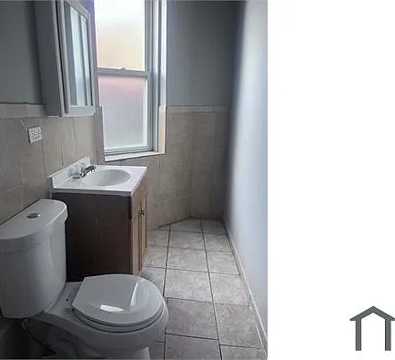 5 bed, $2,300 — Photo 2