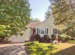 5 Mountain Lake Ct, Durham, NC 27713