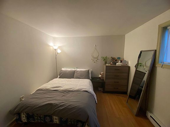 5th image of 71 Ten Broeck Ave APT 13
