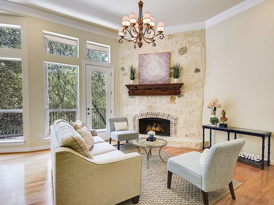 1st image of 1701 Spyglass Dr APT 4