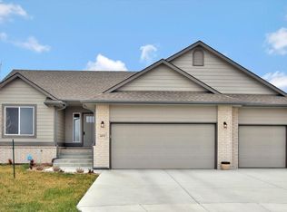 4971 N Marblefalls Ct, Wichita, KS 67219