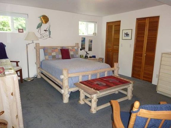 Guest Bedroom-Main
