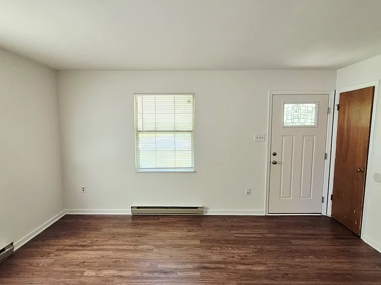 1412 Blair St — Photo 7