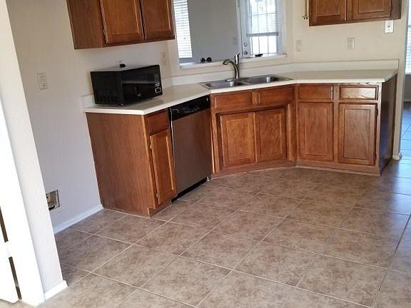 2nd image of 7621 W Pershing Ave