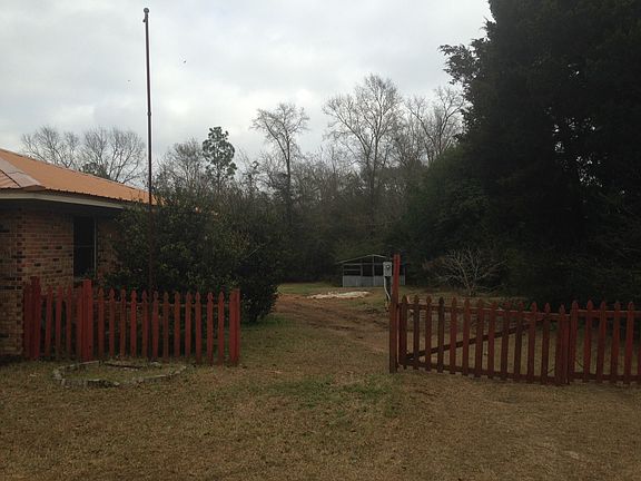 4th image of 6112 Highway 95a N