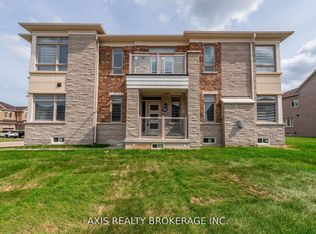 43 Silver Meadow Gdns, Hamilton, ON L8B 1Z4