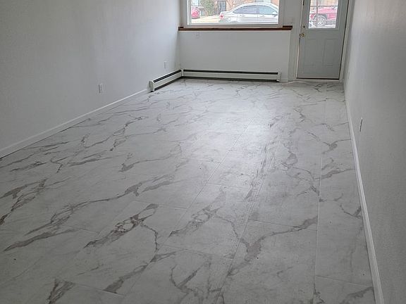 2nd image of 1104 Summit Blvd APT 1
