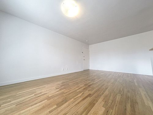 2nd image of 3333 San Marino St APT 20