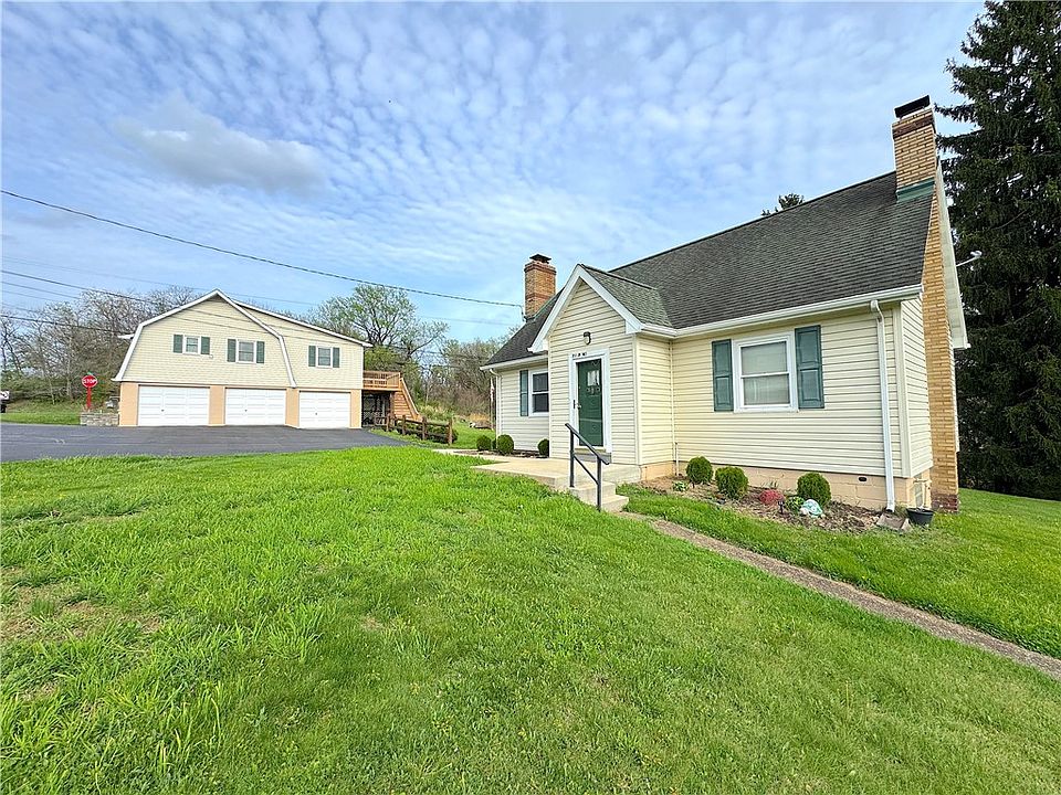 1st image of 7 W Pine St
