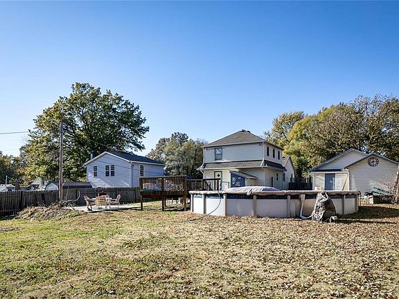 5th image of 2723 S Windsor Ave
