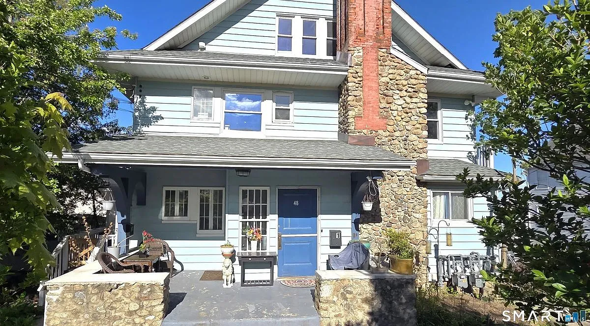 5 bed, 4.0 bath, 3158 sqft, $3,950 — Photo 4