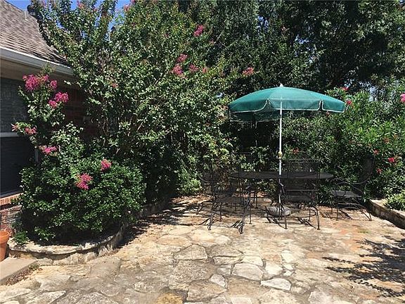 3rd image of 1007 Teresa Ct