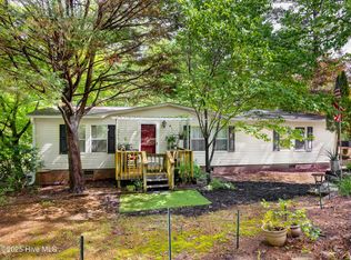 366 Ampersand Rd, Aberdeen, NC 28315
