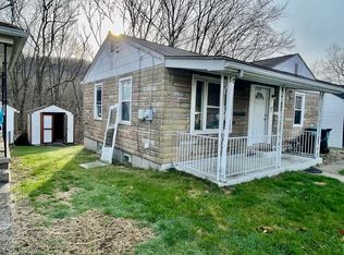 141 Carroll St, Aliquippa, PA 15001