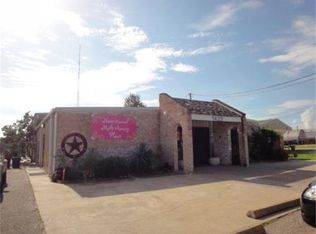 1423 S Velasco St, Angleton, TX 77515