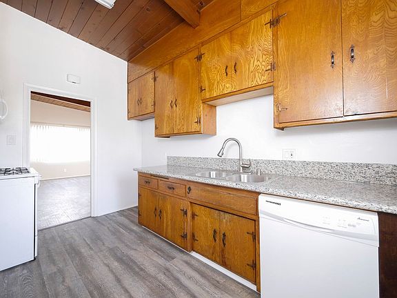 5th image of 6538 Fountain Ave #75-07