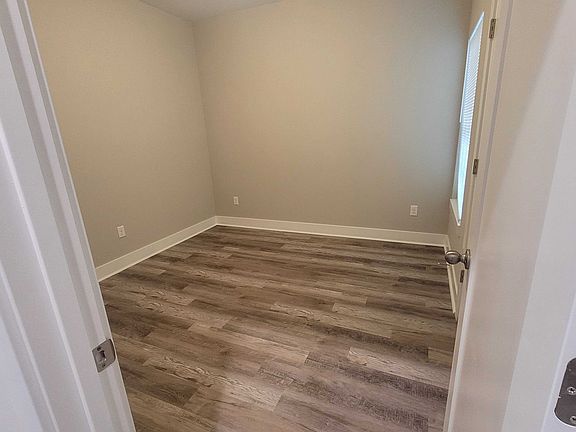 3rd image of 3903 S Bluelake Ct #3903